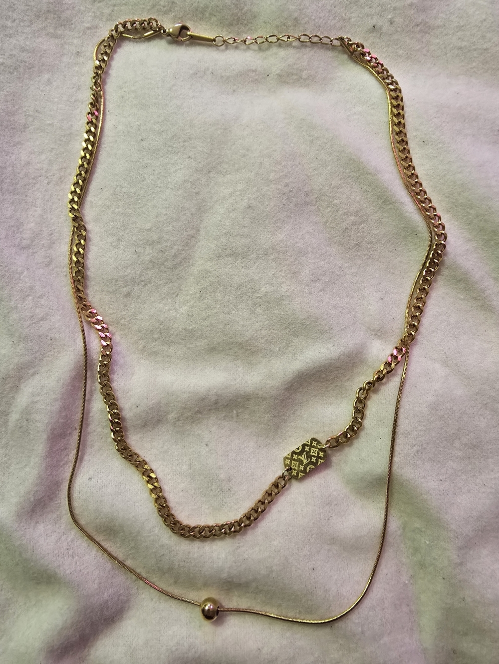 Source Unknown Gold Layered Two-Strand Necklace Set